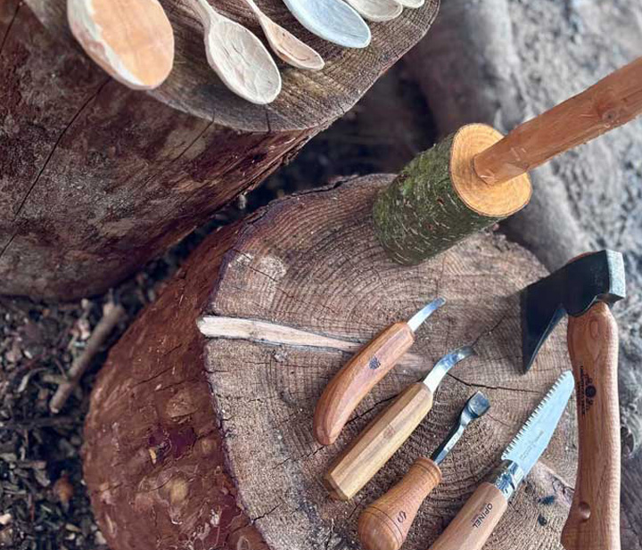 Spoon carving workshop at Northern Woodcraft.